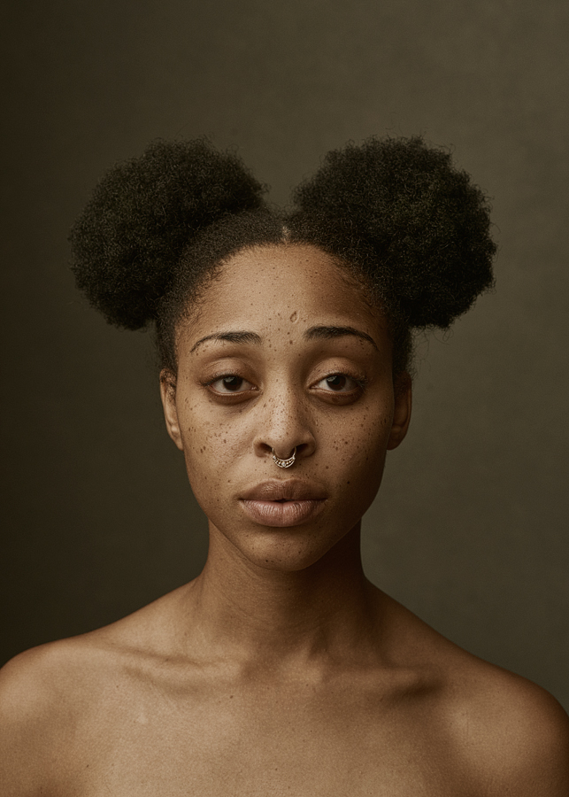 Maxim Vakhovskiy – Celebrating the raw beauty women of colour possess through photography